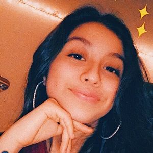 Meet your Posher, Litzy